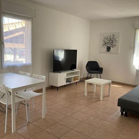 Appartement Tres Calme, Rdc, 800 M De La Cite Medievale Classee Au Patrimoine De L'Unesco การ์กาซอน ภายนอก รูปภาพ